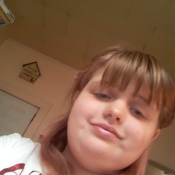 Meet your Posher, Samantha - Picture 1 of 1